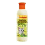 Шампунь гигиенический с пергой и хвоей для короткошерстных кошек.